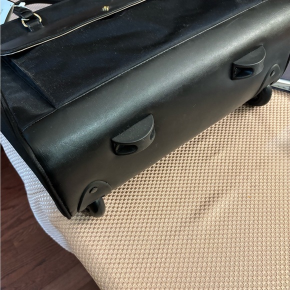 Samsonite wheeled carryall bag. - Picture 4 of 4